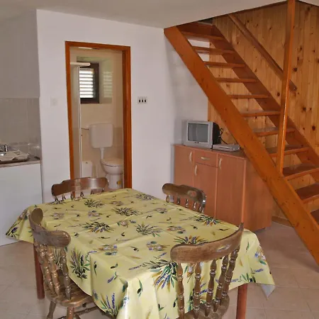 Apartment Mariolina Rovenska *